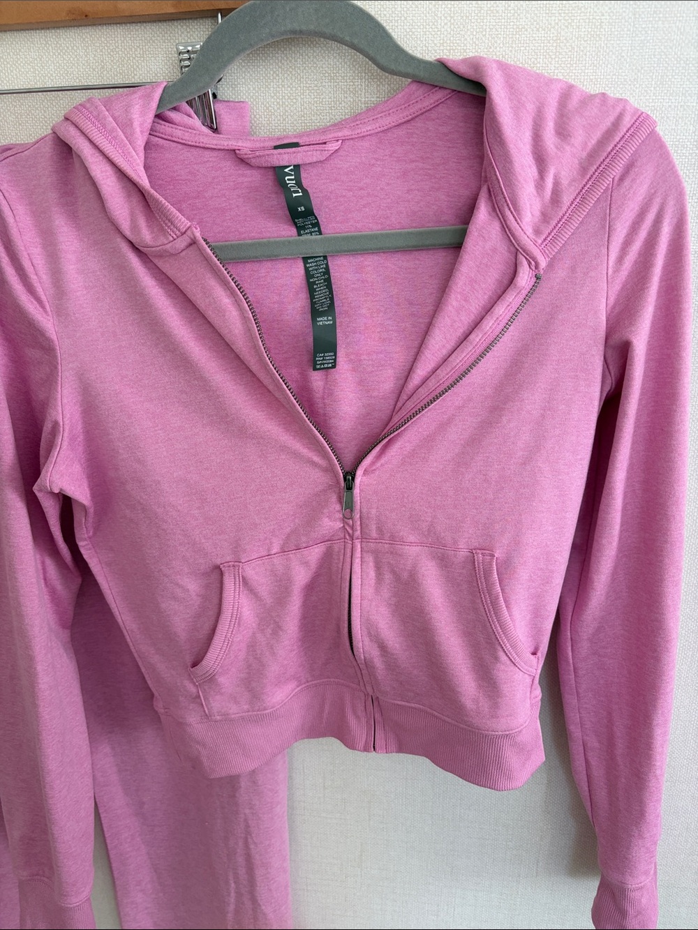 Vuori Dusty Pink Hooded Zip Jacket with Matching Joggers - Picture 2 of 2